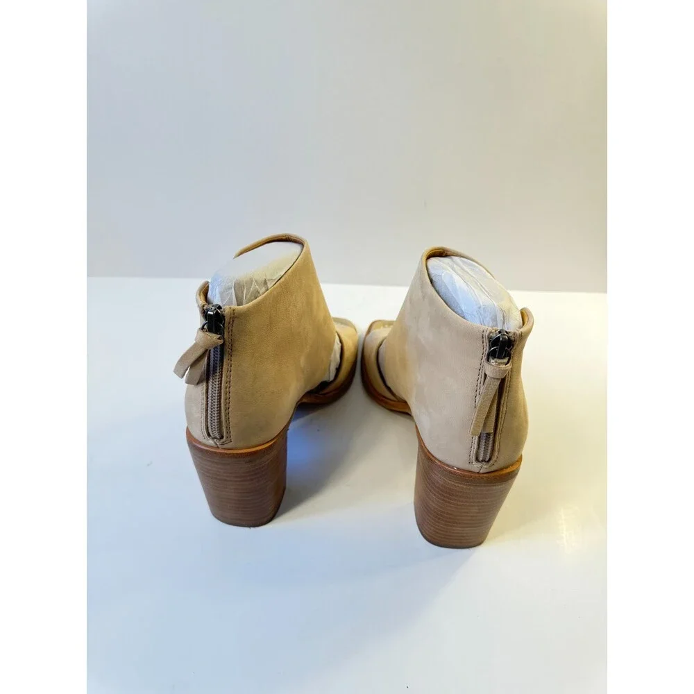 Soft Womens Block Heels Beige Suede US 8.5